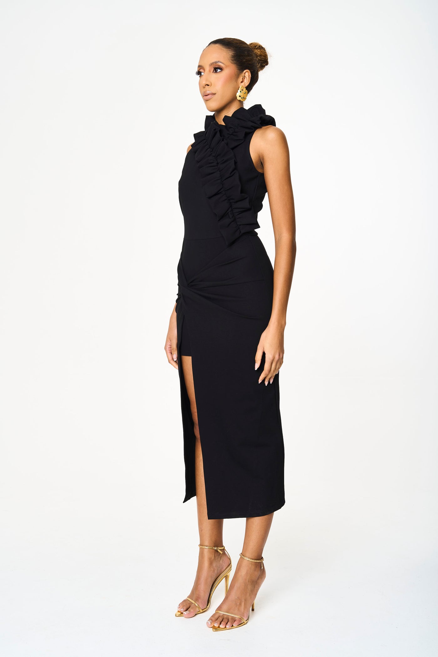 Lizzie Black Ruffled Knot Detailed Dress