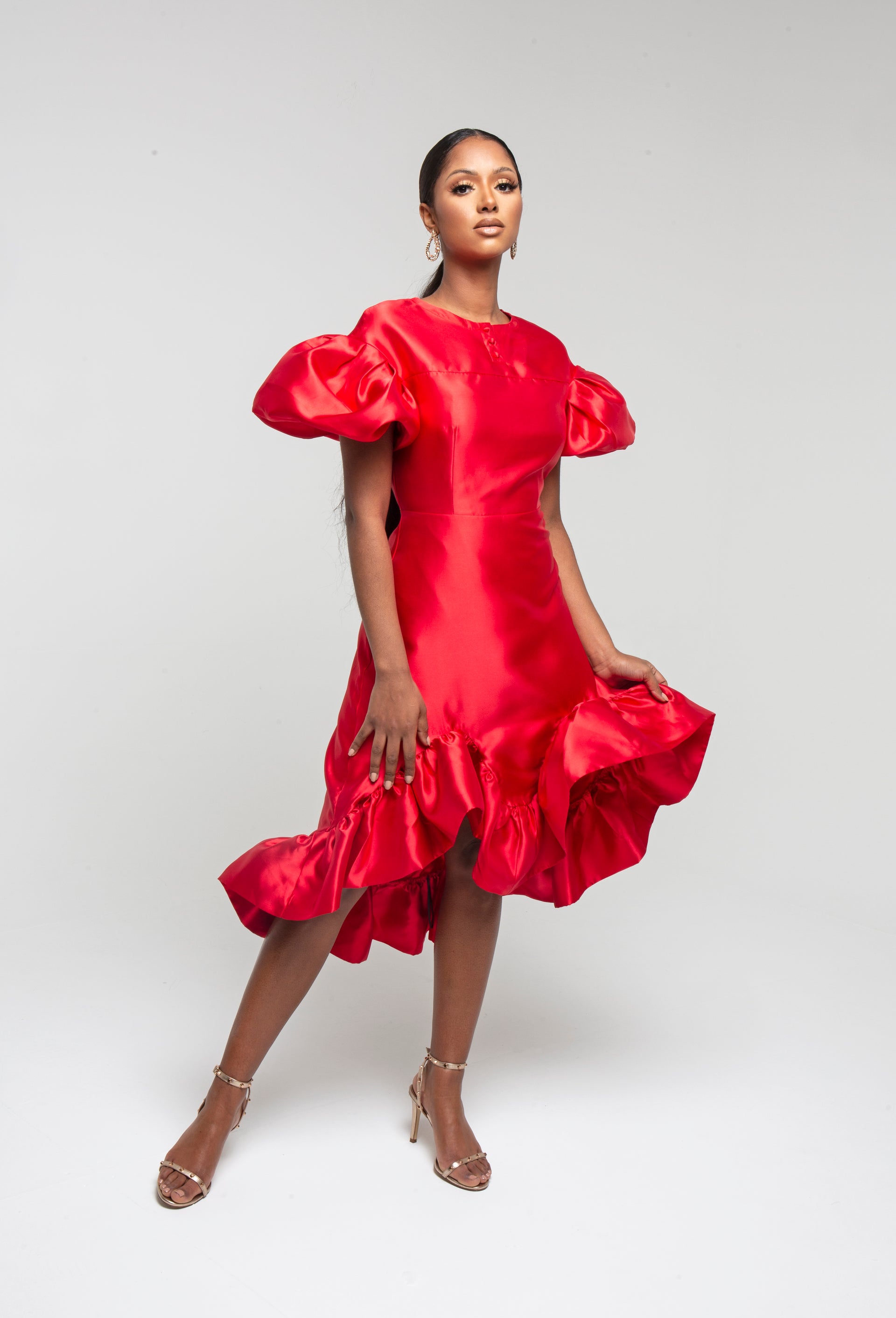 silk taffeta dress AYAME FUCHSIA AND SATIN Feel cherished and confident in this exclusive dress I.H.F SILK TAFFETA DRESS IN