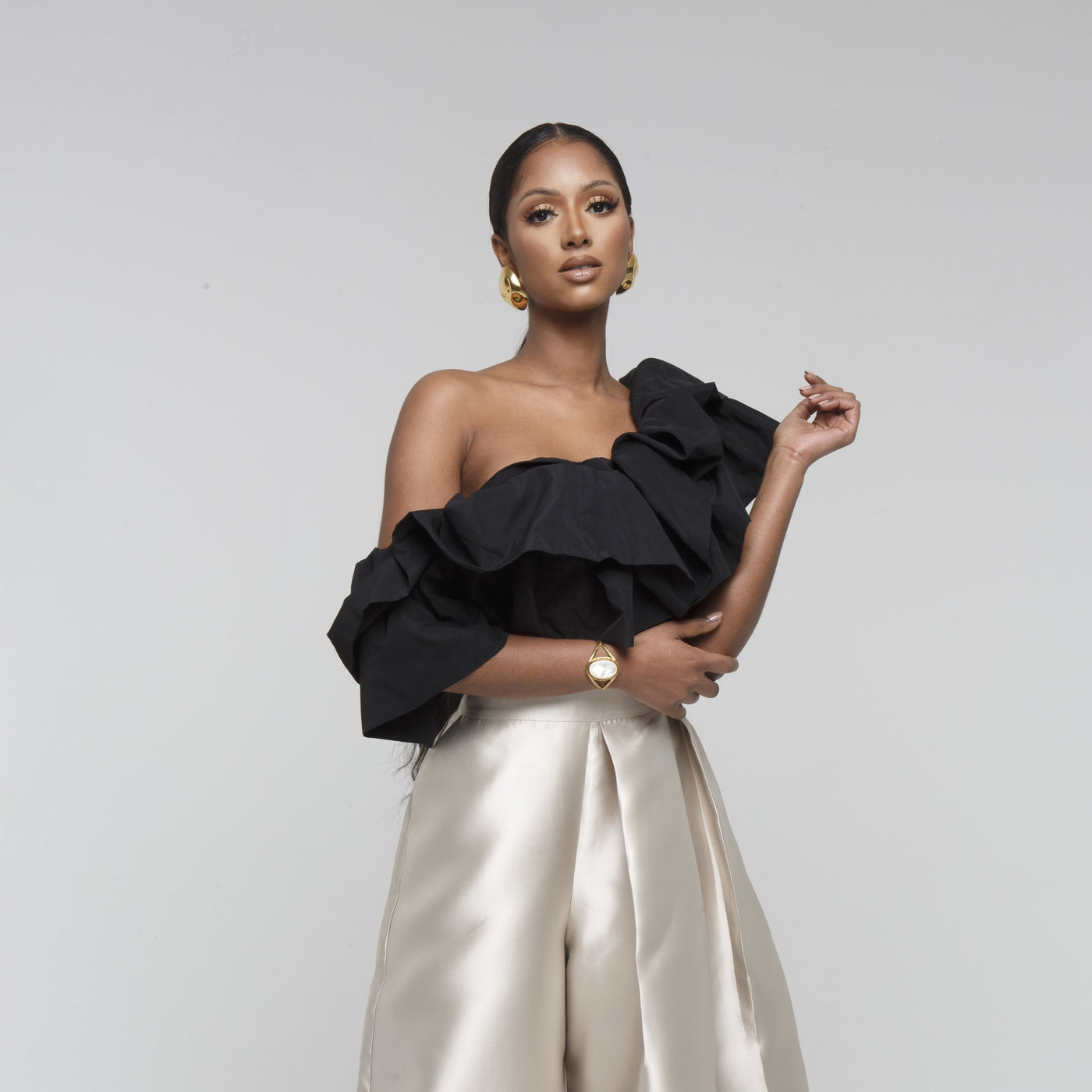 Fifi Top 2.0 - Striking Gathered Volume Top